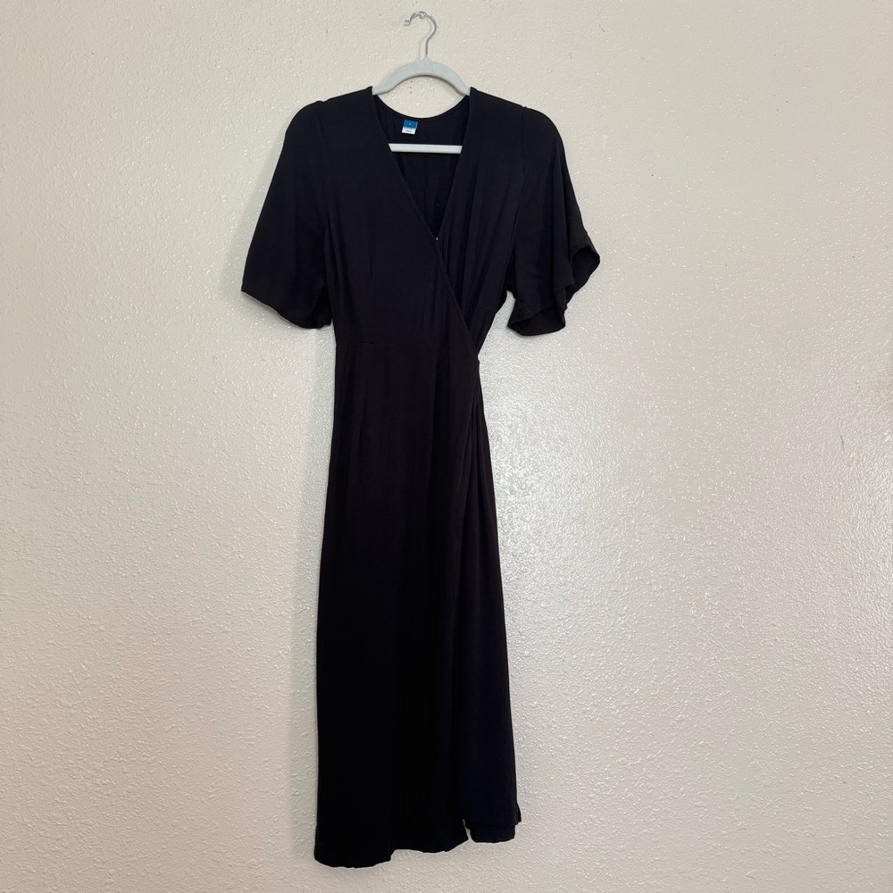 Old Navy Waist Defined Flutter Sleeve Midi Wrap D… - image 2